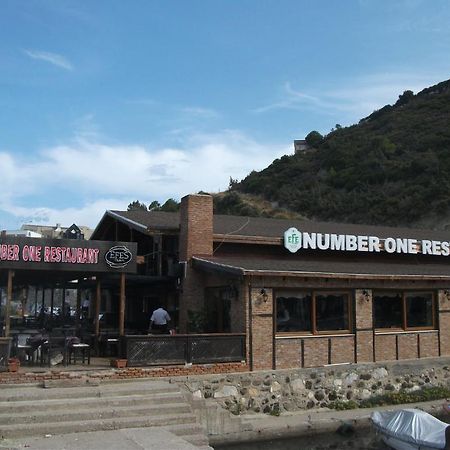 קרבורון Number One Apart Hotel מראה חיצוני תמונה