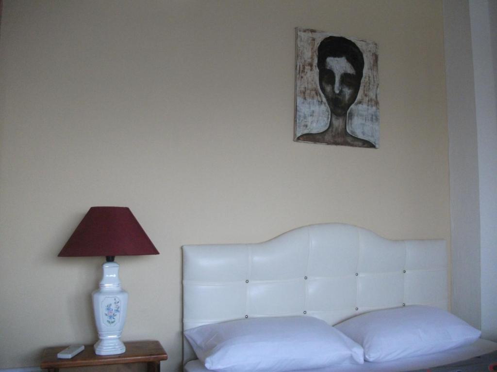 קרבורון Number One Apart Hotel חדר תמונה